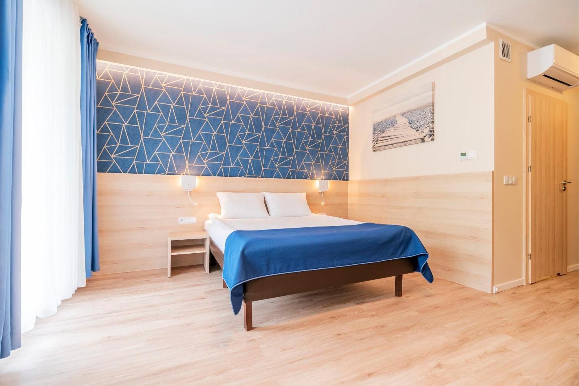 Aparthotel Blue Marine Mielno à Mielno  Extérieur photo