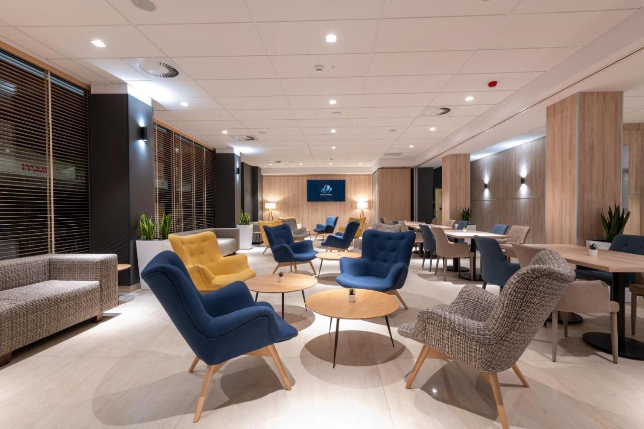 Aparthotel Blue Marine Mielno à Mielno  Extérieur photo